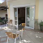 Ion فندق