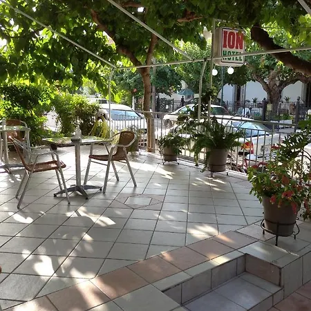 Hotel Ion