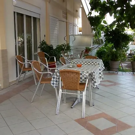 Hotel Ion Kamena Vourla