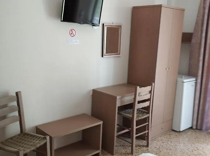 Ion Hotel Kamena Vourla